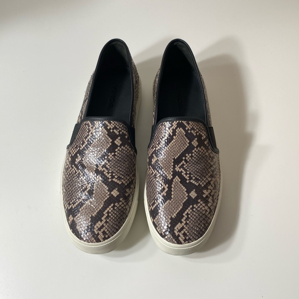 Vince Garvey leather sneakers snake skin embossed size 7
